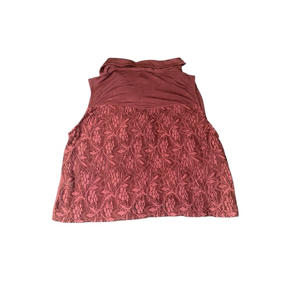 Pol Burgundy Crop‎ Sleeveless Top With Lace Back And Front Pocket Size Small - Picture 9 of 11